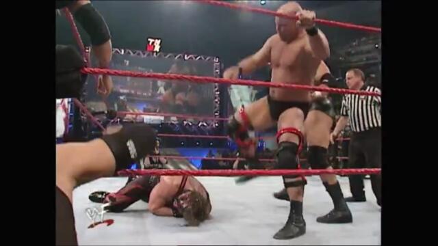 WWF Stone Cold - Raw is War (23.04.2001) 2/2