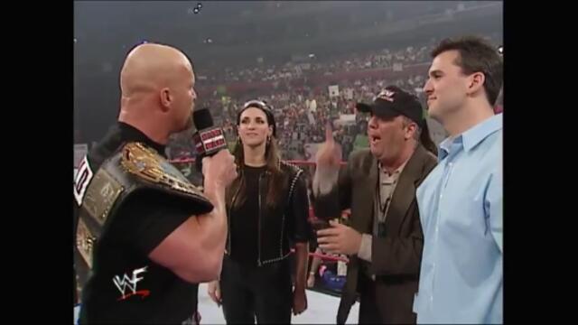 WWF Stone Cold - Raw is War (23.07.2001)