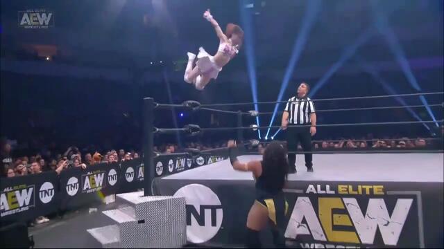 Найла Роуз срещу Рихо (ш) - Мач за AEW женската титла (AEW: Сряда Вечер Динамит #19)