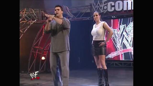 Vince McMahon,Linda McMahon segment Shane McMahon,Stephanie McMahon (Raw 22.10.2001)