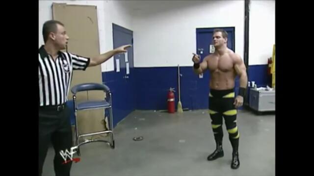WWF Raw is War (18.12.2000) 1/3