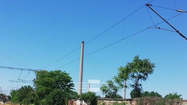 Взривиха 75-метров комин в Пловдив