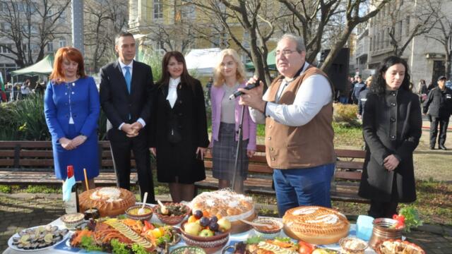 Никулден e - празник на град Бургас!!! Празнуват моряци, рибари, търговци и банкери!