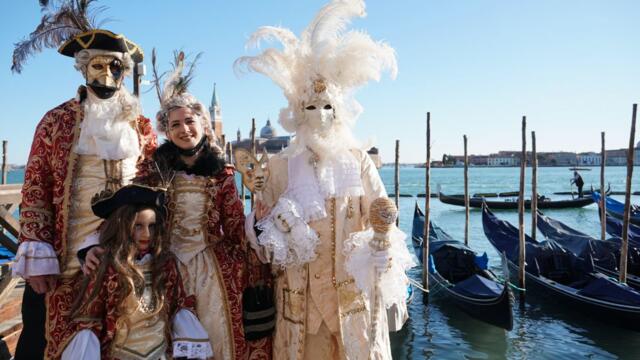 Започна фестивалът във Италианският град Виареджо