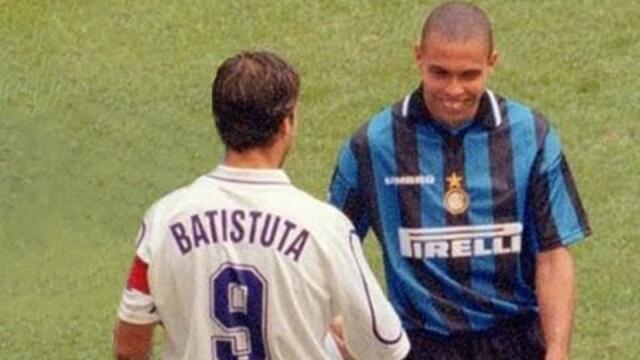 When Ronaldo And Batistuta Met For The First Time In Serie A