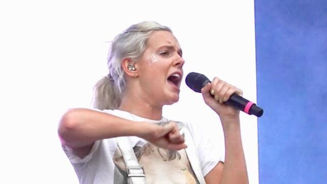 Tove Lo — Habits (Stay High) (Park Live 2018, Moscow)