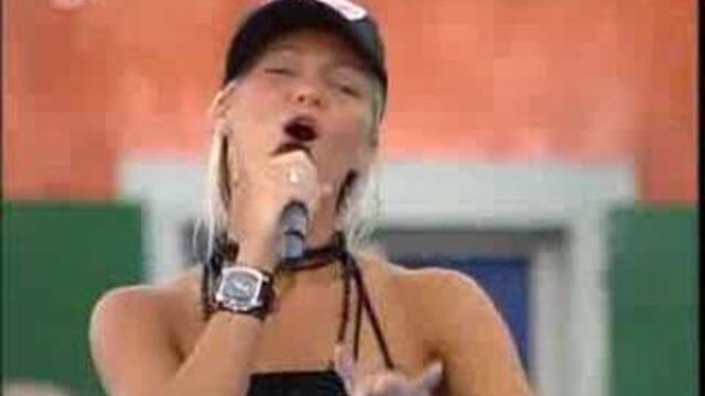 2004-06-27 - Kate Ryan - La Promesse (@ ZDF-Fernsehgarten)