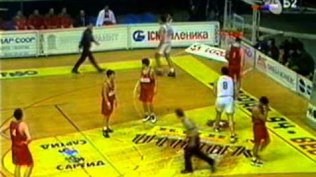 Partizan - c.zvezda 95-80 (1995) Trojka Brkica sa preko pola terena