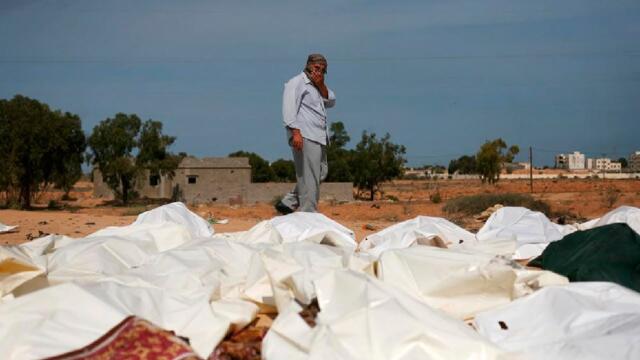 Тысячи трупов были разбросаны по побережью. Жуткие кадры из Ливии потрясли общественность