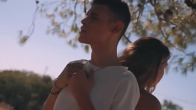 Tus & Βαλάντης Σταμούλης - Άμα Δεις Ένα Αστέρι - Official Video Clip
