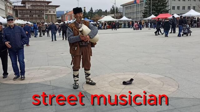 уличен музикант/street musician
