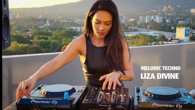 Liza Divine - MELODIC TECHNO DJ SET | February 2024 | EL SALVADOR