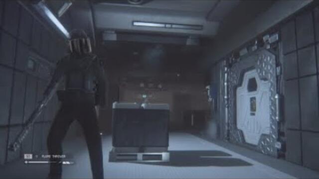 Alien: Isolation - Security Guard doesn't want to die, gets killed