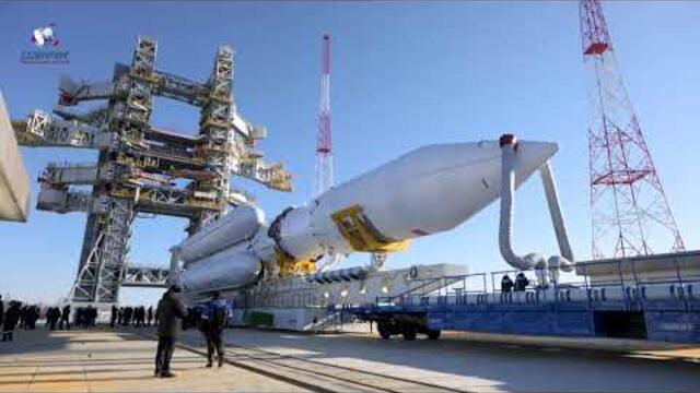 Ракета-носитель "Ангара-А5" вывезена на стартовый комплекс | Космодром Восточный