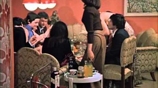 Не Си Отивай (1975) - Целия Филм