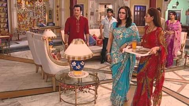 Sapna Babul Ka...Bidaai - Episode 437 : Ranvir plans a surprise date for Ragini.