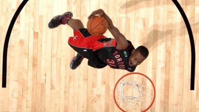 Terrence Ross ties Raptors franchise record with 51 points!