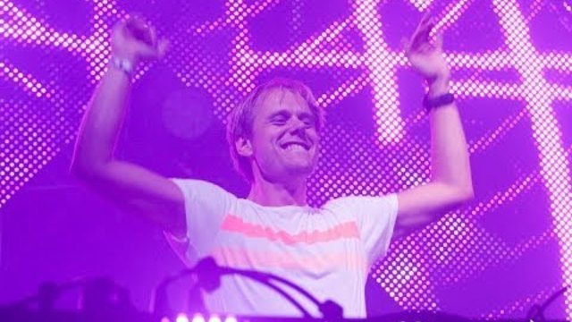 Armin van Buuren Live At Amsterdam Music Festival 2013 (Full DJ Set)
