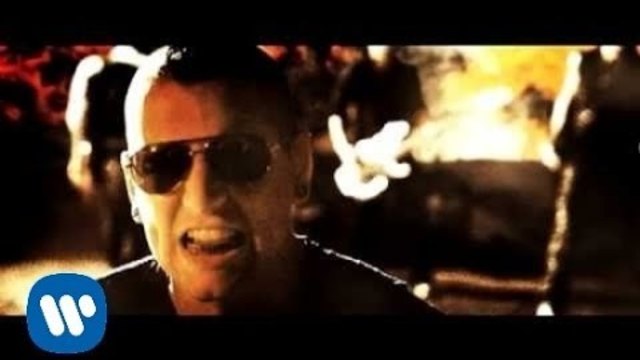 Avenged Sevenfold - Almost Easy (Video)