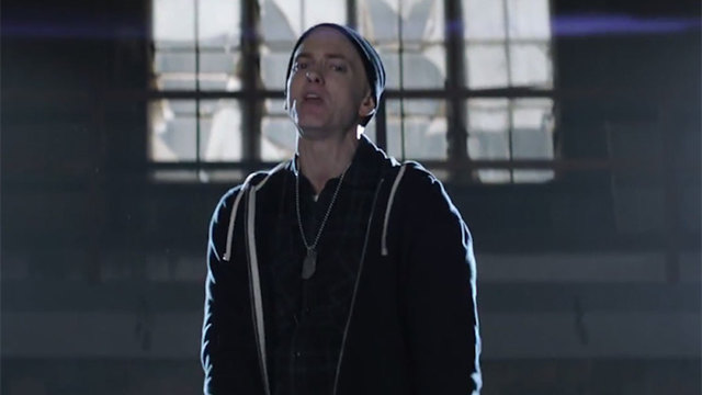 Eminem ft. Sia - Guts Over Fear  (Official Video)