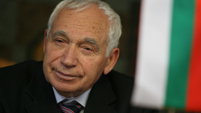 Почина д-р Желю Желев,първият демократично избран президент на България