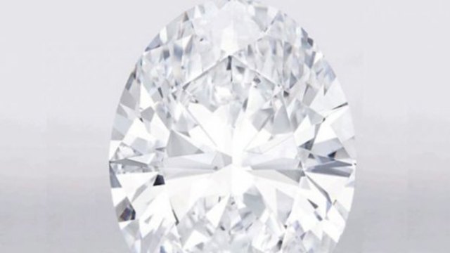 Вижте 100-каратов бял диамант за 22 100 000 долара