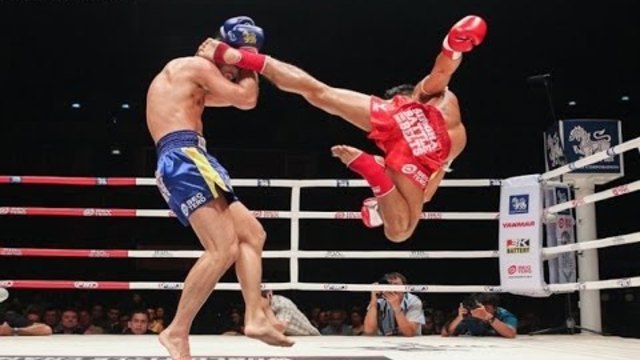 Muay Thai vs Kung Fu - มวยไทย &quot;แสนชัย&quot; VS กังฟู เจอท่าม้าดีดกระโหลก