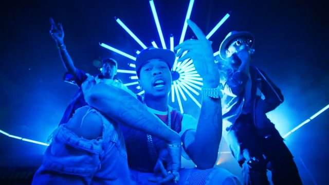 Премиера 2015/ Chris Brown, Tyga - Bitches N Marijuana ft. ScHoolboy Q _ Официално Видео