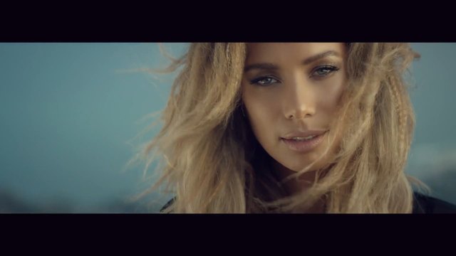 Премиера / Leona Lewis - Thunder _ 2015 Music Video