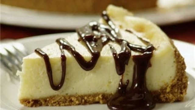 How to Bake Cheesecake Perfectly Every Time