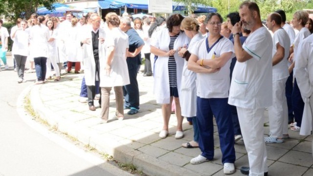 Личните ни лекари на протест - спират работа за втори ден