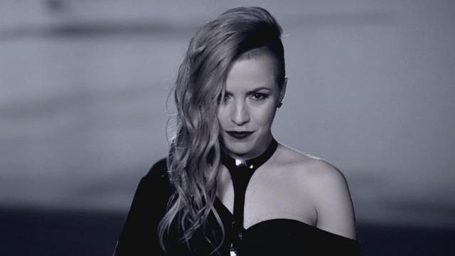 Българка пее 8-ма осма на финала на Евровизия - Любимата певица Поли Генова