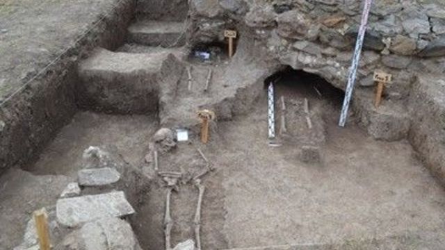 Откриха костите на прабългарска принцеса край Ботевград