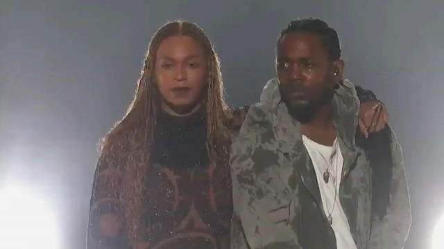 Beyonce & Kendrick Lamar - Freedom (Live & BET Awards 2016)