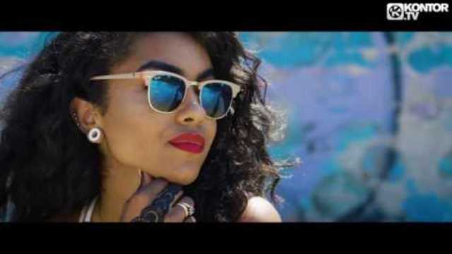 PaperClap feat. Alicia-Awa – Summertime (Official Video HD)