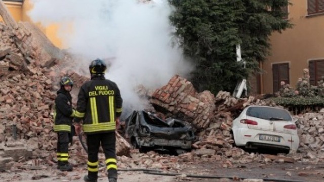 Жестоко земетресение в Италия от 6 и 2 по Рихтер