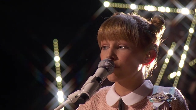 Grace VanderWaal: Tween Singer Wows With Original Song -Light The Sky- - America's Got Talent 2016