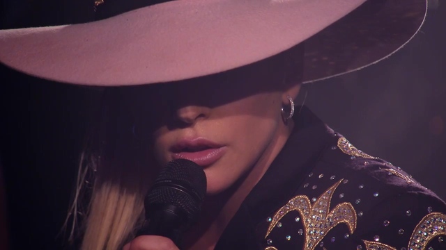 Million Reasons (Live From The Bud Light x Lady Gaga Dive Bar Tour - Nashville_2016)