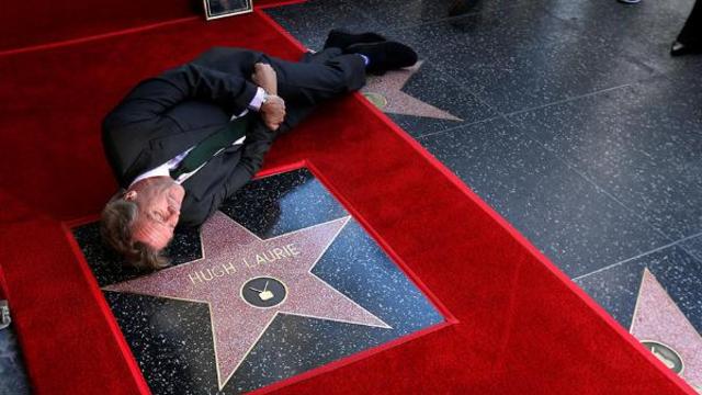Нова звезда на Алеята на славата в Холивуд - Британският актьор Хю Лори