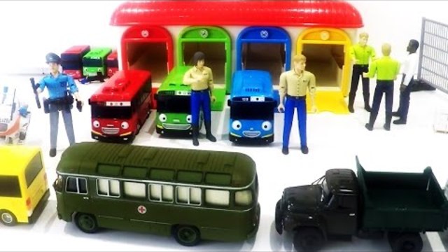 Five Little Buses Plus Lots More Nursery Rhymes Songs Wheels On The Bus