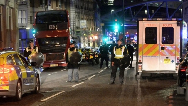 Ужас и терор в Лондон! 3 атентата - Седем жертви от кървавата атака в Лондон