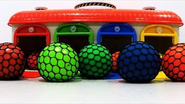 Learn colors with Baby and balls - Learn Colors with Squishy Balls for Children