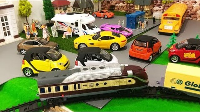 Toy Trains Car Cartoon for Kids - Cars and Trains Cartoon - Videos for kids - Train Cartoon Toys