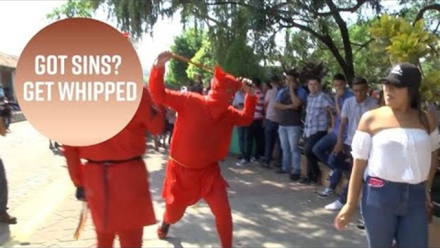 Фестивалът на бичуващите дяволи в Мексико:The whipping devils festival: A painful path to purity