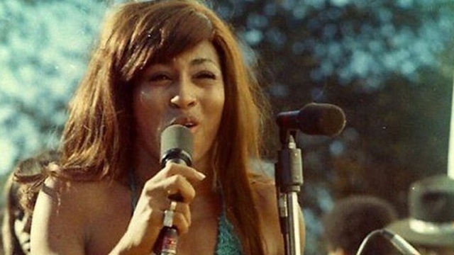 Tina Turner & Ike - Come Together  Proud Mary 1968