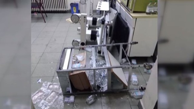 Пациент потроши кабинет в спешното отделение в Перник