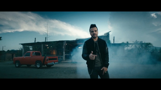 NEW 2019! Luis Fonsi - *Sola*(Video Official)