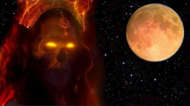 В Полнолуние Вампиры ходят и собирают Энергию в толпе