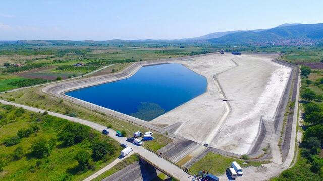 От 8 дни водоемът в Кричим е пресъхнал, десетки земеделци са пред фалит