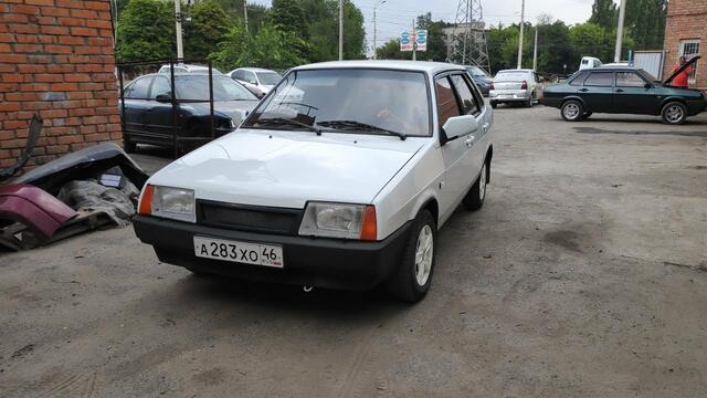 Сам не нашел- гони в автосервис.